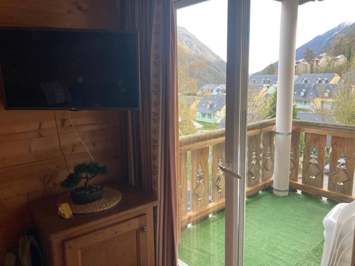 Appartement 4/6 Pers 38M2, Vue Montagne, Piscine Chauffee, 500M Centre Ville Cauterets Exterior foto