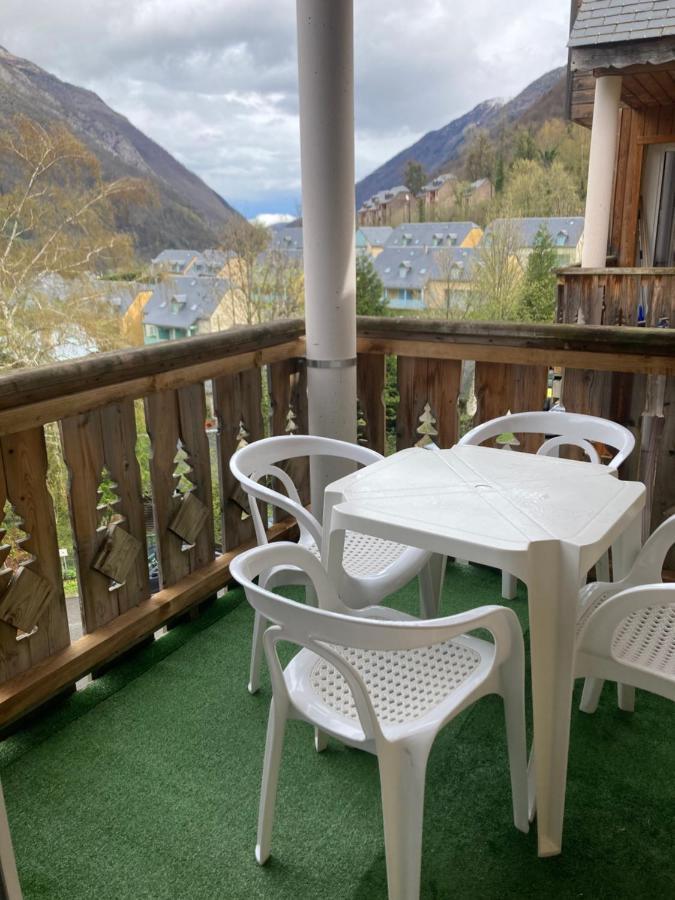 Appartement 4/6 Pers 38M2, Vue Montagne, Piscine Chauffee, 500M Centre Ville Cauterets Exterior foto
