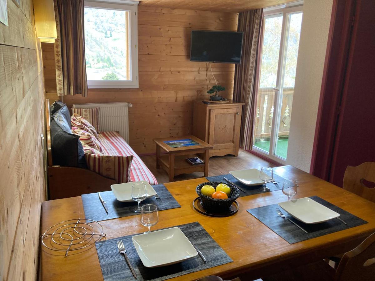 Appartement 4/6 Pers 38M2, Vue Montagne, Piscine Chauffee, 500M Centre Ville Cauterets Exterior foto